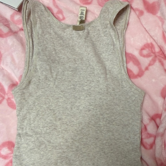 Skims Tank Top - Picture 7 of 8